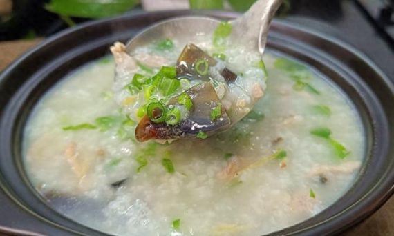 皮蛋瘦肉粥做法
